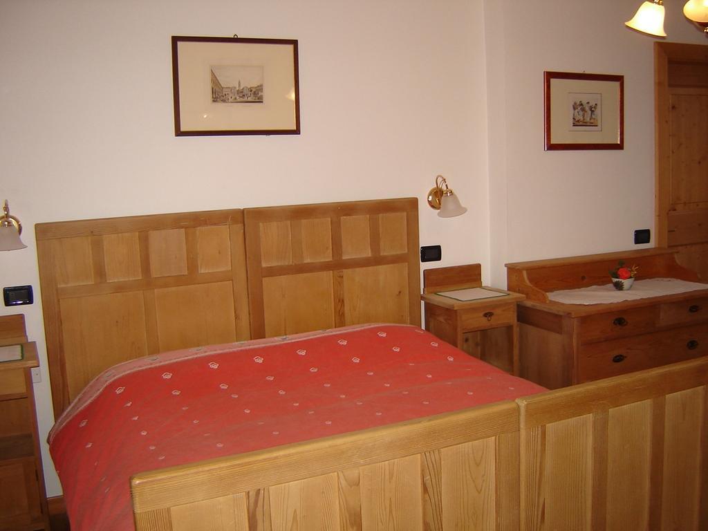 Residenza Domino Aparthotel Selva di Cadore Rom bilde