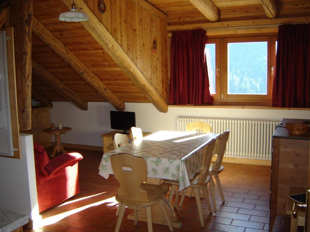Residenza Domino Aparthotel Selva di Cadore Rom bilde